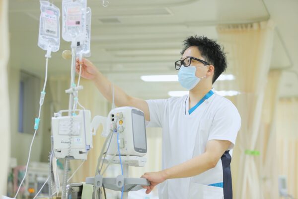 えびえ記念病院　HCU病棟看護師