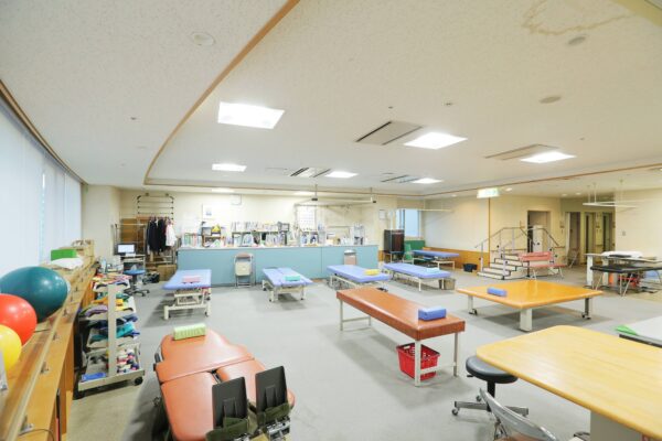 えびえ記念病院　リハビリテーション室